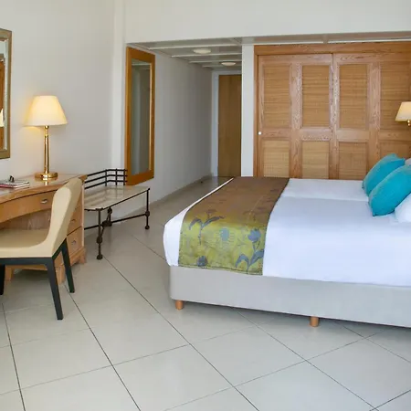 Atlantica Miramare 4* Limassol