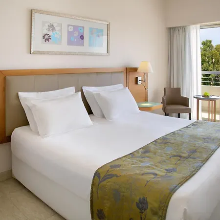 Atlantica Miramare 4* Лимасол
