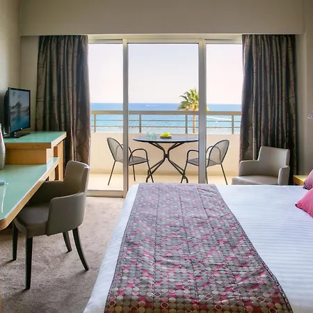 Отель Atlantica Miramare 4*