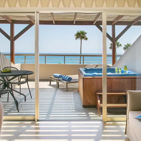 Atlantica Miramare 4* Лимасол