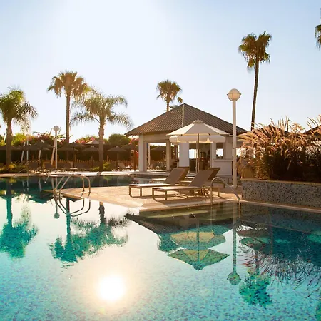Atlantica Miramare 4* Лимасол