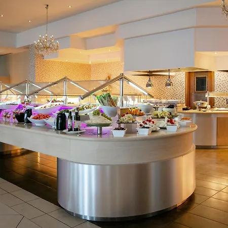Atlantica Miramare 4* Лимасол