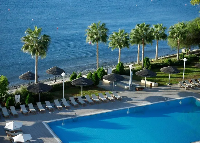 Atlantica Miramare 4* Limisso