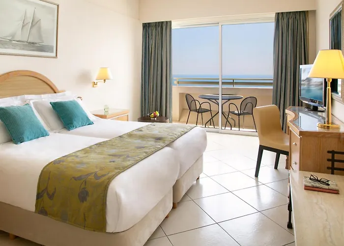 Atlantica Miramare 4* Limisso